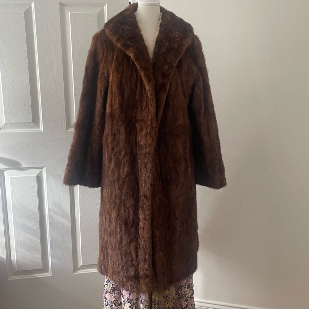 Vintage Women's Elegant Mink Coat Size M/L